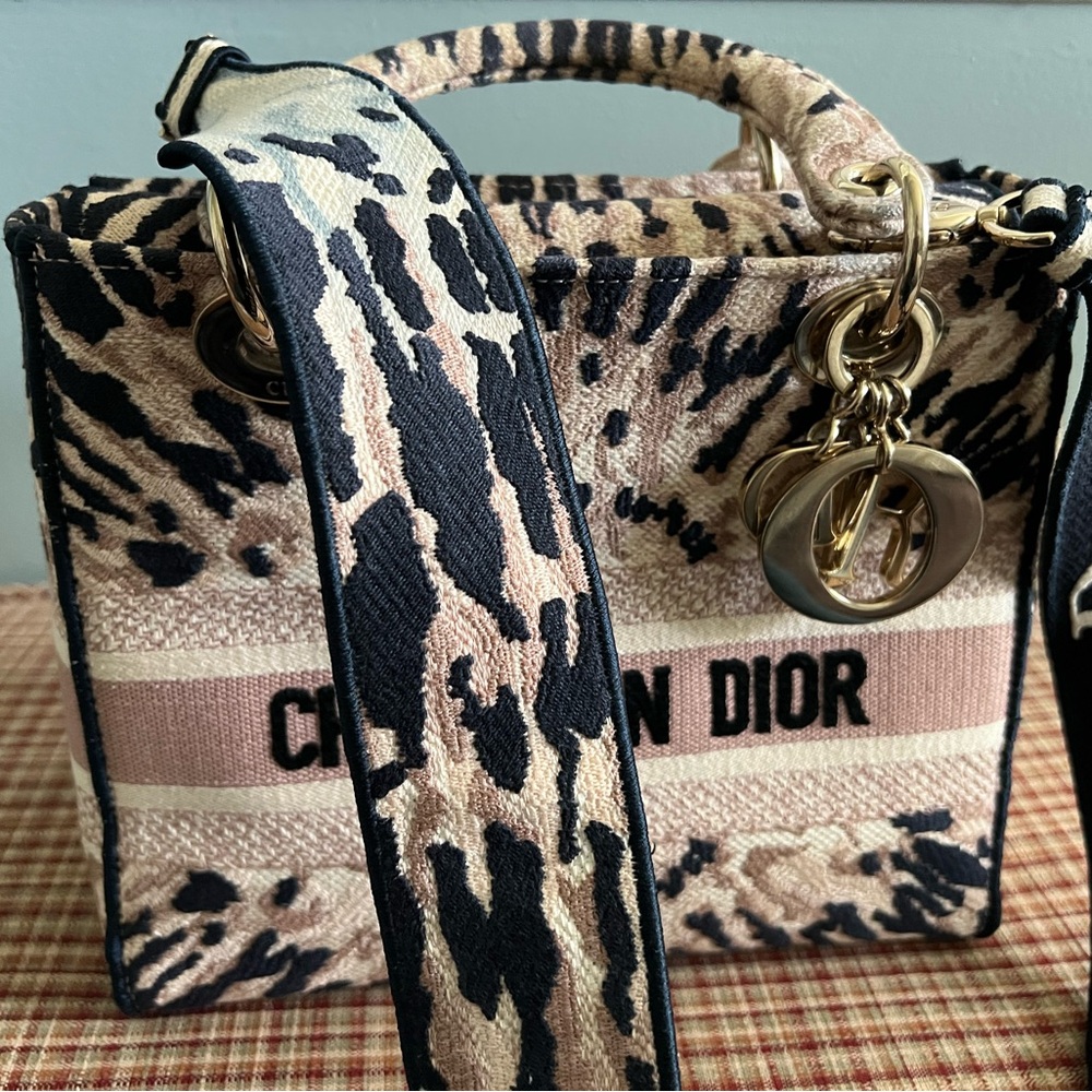 Christian Dior Diana D Lite. FINAL SALE. - Picture 2 of 11